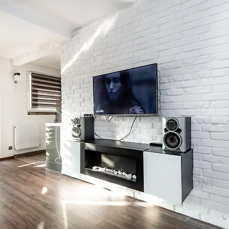 - Wilda Close To Downtown *